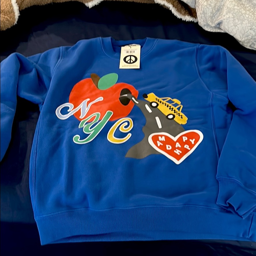 Sweatshirt
